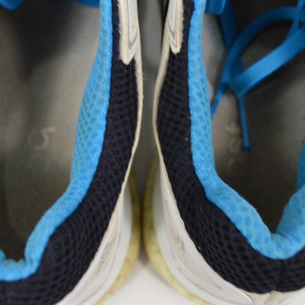 ADIDAS BOOST Rare Very Nice Track Club 9.5 Shoes - Picture 6 of 8